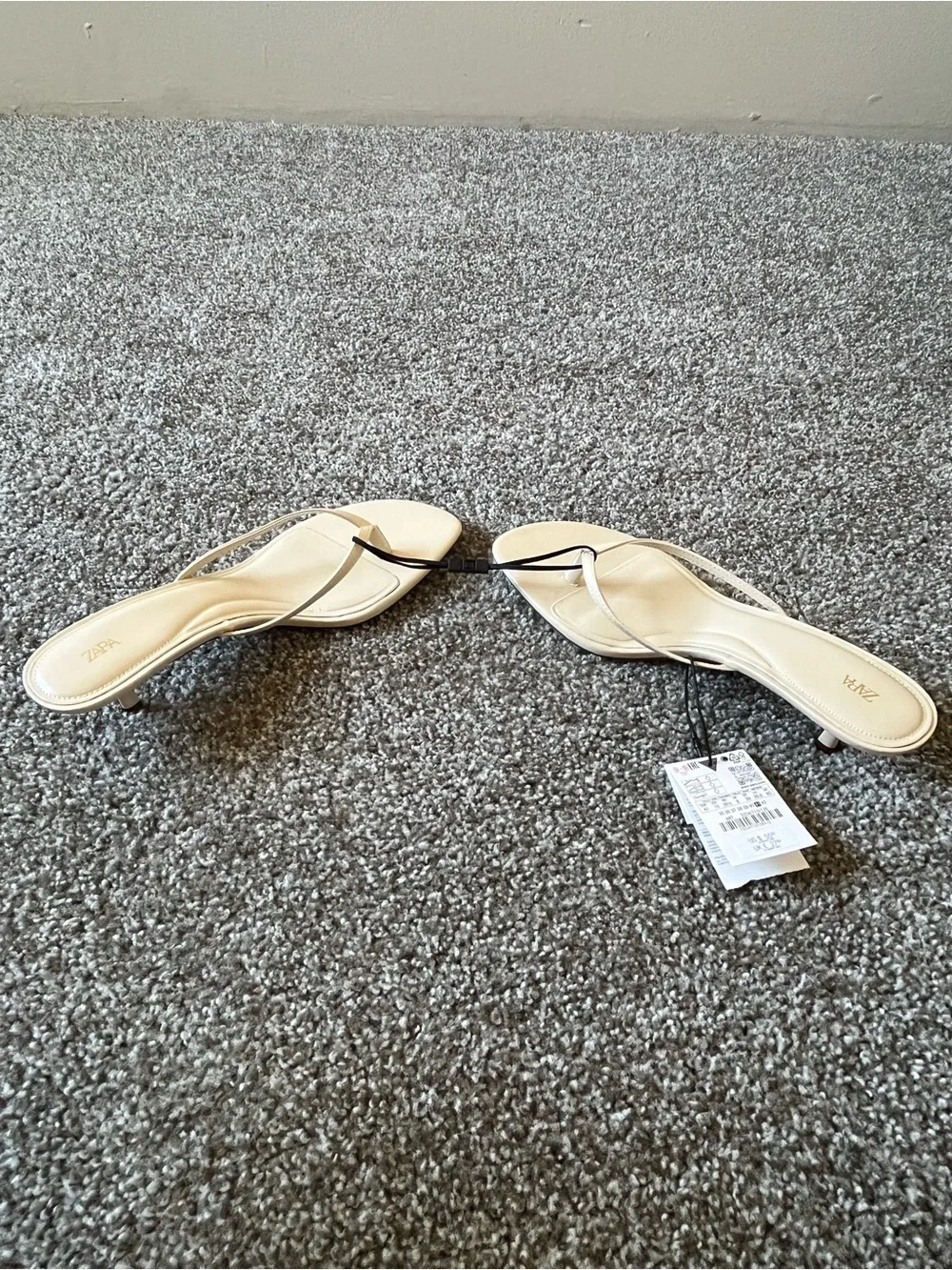 Zara Cream Square-Toe Thong Sandals (Size 41/US 10) - Picture 2 of 8